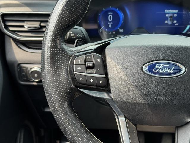 Photo of 2021 Infinite Blue Metallic Tinted Clearcoat Ford Explorer