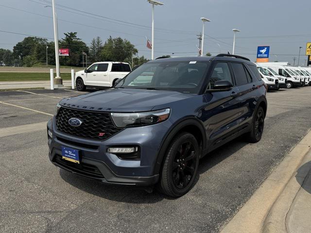 Photo of 2021 Infinite Blue Metallic Tinted Clearcoat Ford Explorer