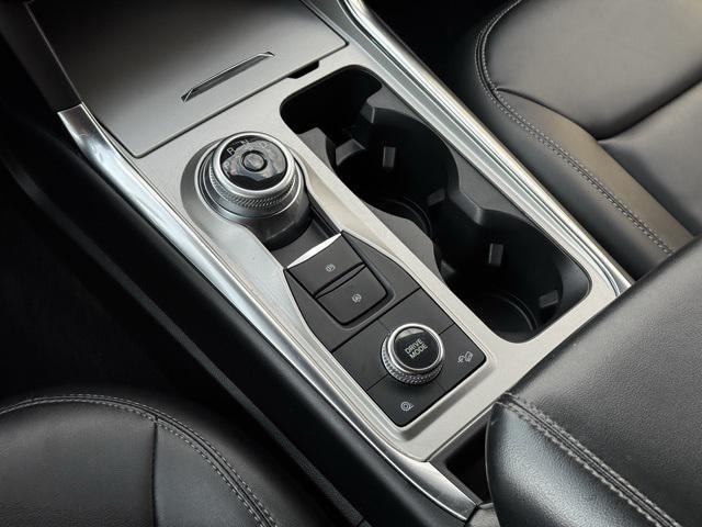 Photo of 2022 Carbonized Gray Metallic Ford Explorer