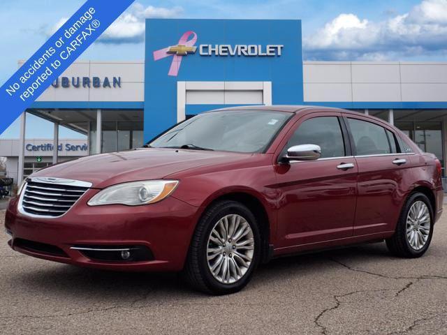 2011 Chrysler 200