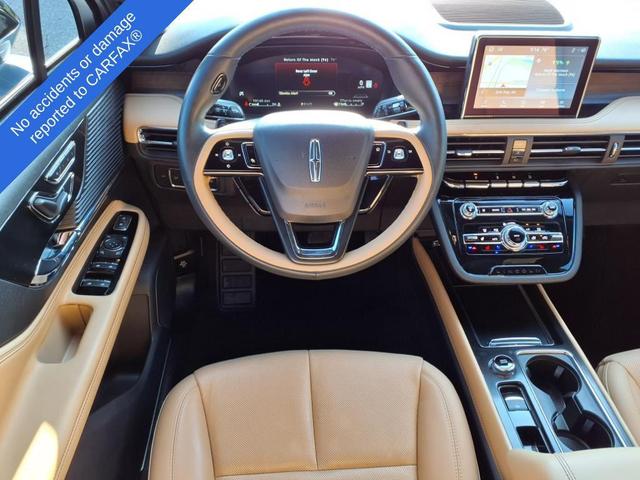 Photo of 2022 Elite Blue Metallic Clearcoat Lincoln Corsair