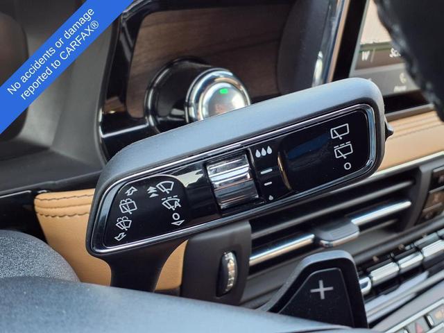 Photo of 2022 Elite Blue Metallic Clearcoat Lincoln Corsair