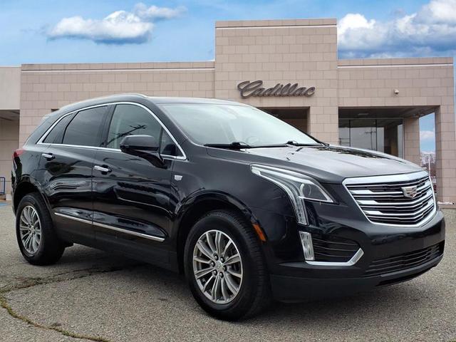 Photo of 2017 Stellar Black Metallic Cadillac XT5