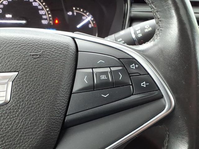 Photo of 2017 Stellar Black Metallic Cadillac XT5