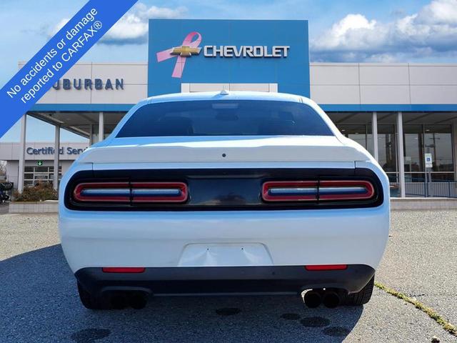 Photo of 2016 Ivory White Tri-Coat Pearl Dodge Challenger
