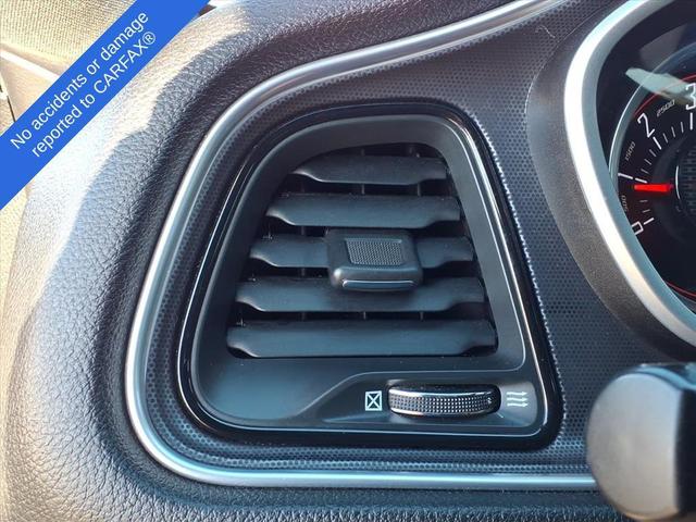 Photo of 2016 Ivory White Tri-Coat Pearl Dodge Challenger