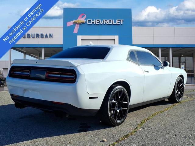 Photo of 2016 Ivory White Tri-Coat Pearl Dodge Challenger