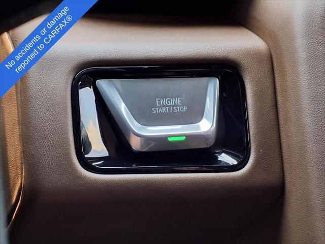 Photo of 2025 White Frost Tricoat GMC Yukon