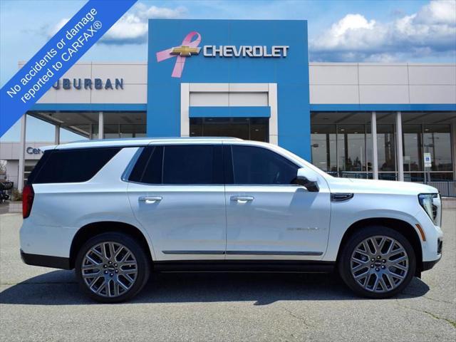 Photo of 2025 White Frost Tricoat GMC Yukon
