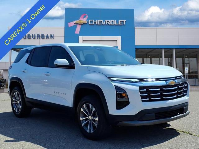 Photo of 2025 Summit White Chevrolet Equinox