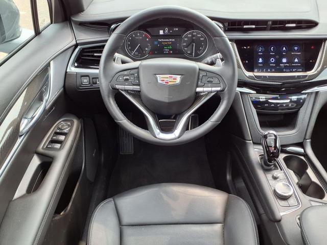 Photo of 2023 Argent Silver Metallic Cadillac XT6