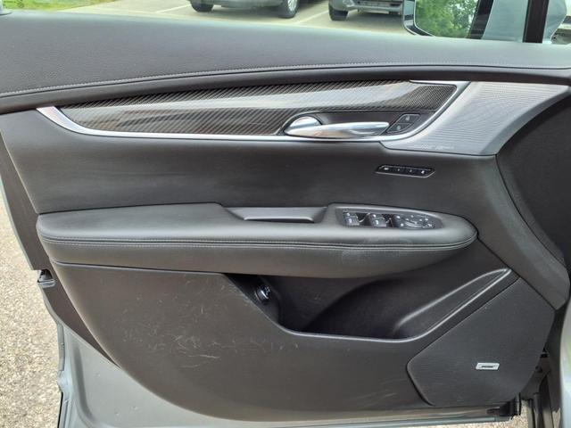 Photo of 2023 Argent Silver Metallic Cadillac XT6