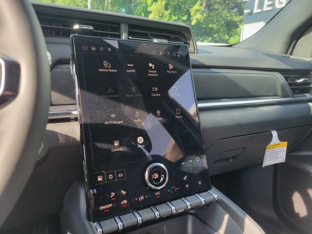 Photo of 2026 Summit White GMC Terrain