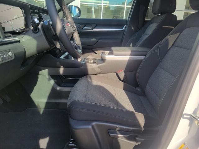 Photo of 2026 Summit White GMC Terrain