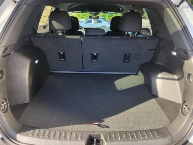 Photo of 2026 Summit White GMC Terrain