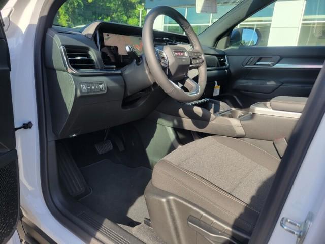 Photo of 2026 Summit White GMC Terrain