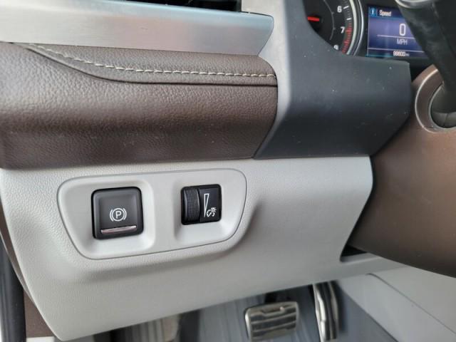 Photo of 2021 Summit White GMC Acadia