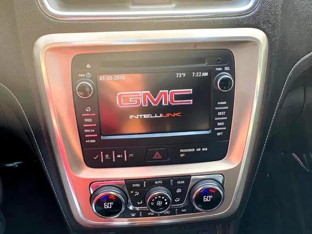 Photo of 2013 Pearl White GMC Acadia