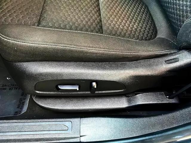 Photo of 2019 Blue Sheet Metallic GMC Acadia