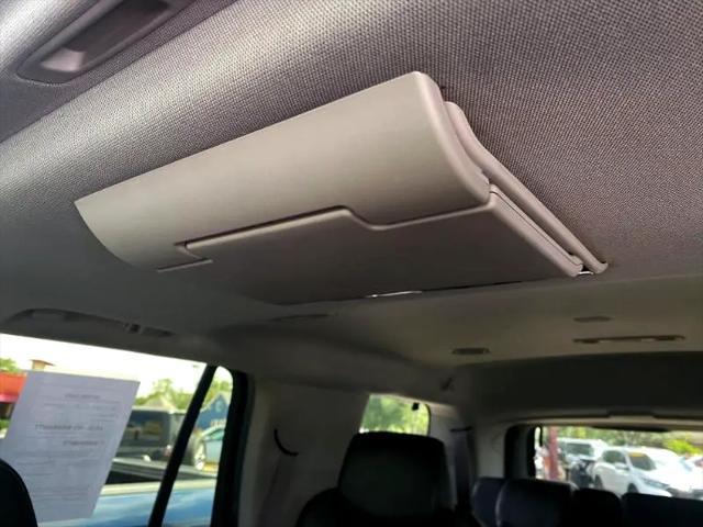 Photo of 2017 Siren Red Tintcoat Chevrolet Traverse