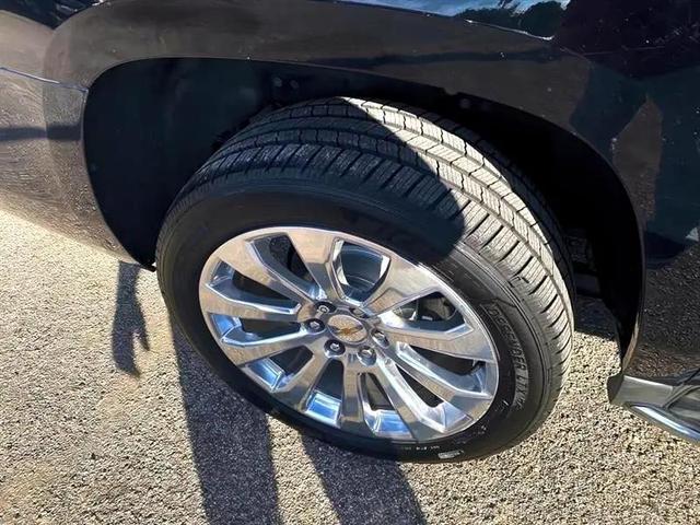 Photo of 2015 Black Chevrolet Suburban