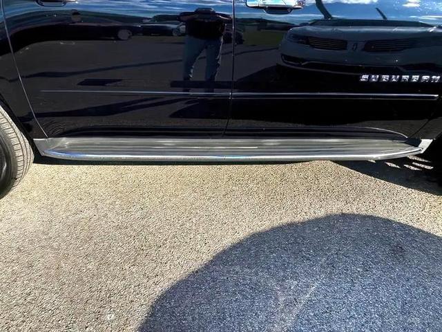 Photo of 2015 Black Chevrolet Suburban