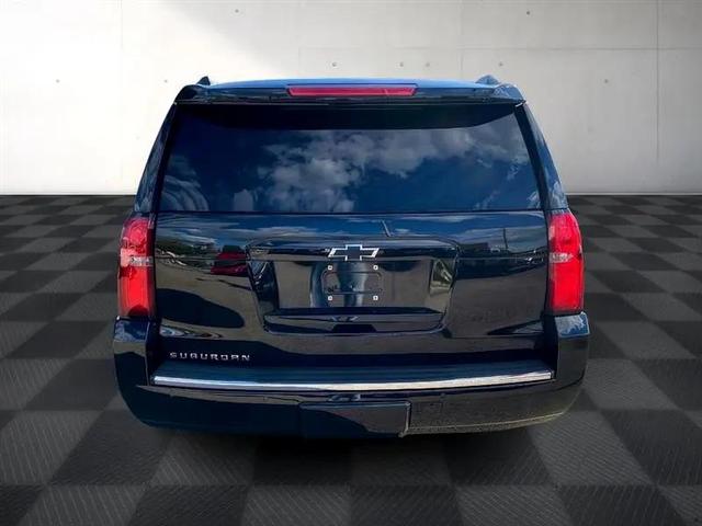 Photo of 2015 Black Chevrolet Suburban