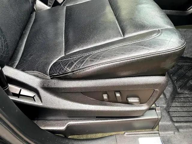 Photo of 2015 Black Chevrolet Suburban