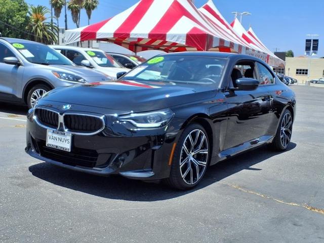2023 BMW 230