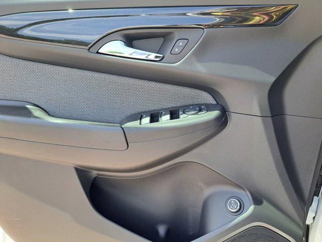 Photo of 2026 Summit White Chevrolet Trailblazer