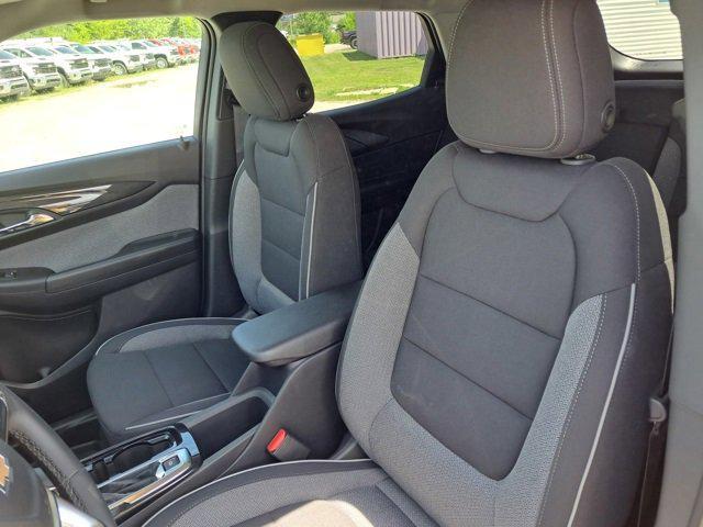 Photo of 2026 Summit White Chevrolet Trailblazer