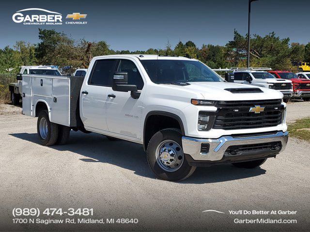 Photo of 2025 Summit White Chevrolet Silverado 3500
