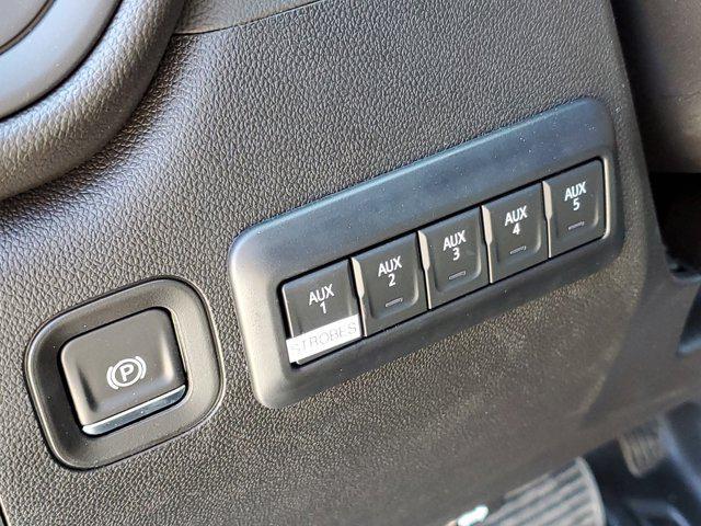 Photo of 2025 Summit White Chevrolet Silverado 3500