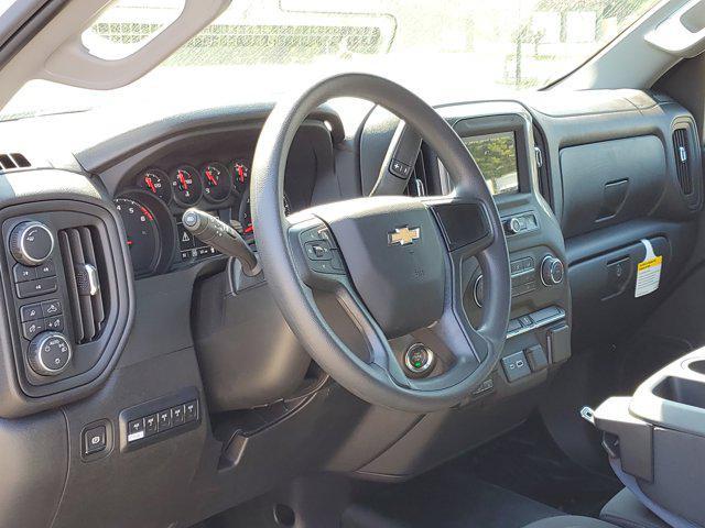 Photo of 2025 Summit White Chevrolet Silverado 3500