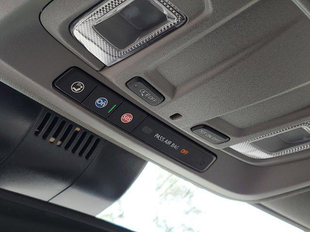 Photo of 2025 Summit White Chevrolet Silverado 3500