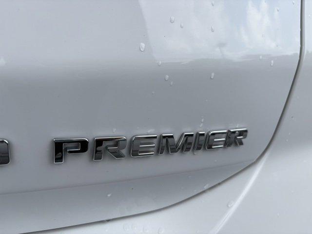 Photo of 2024 Summit White Chevrolet Equinox