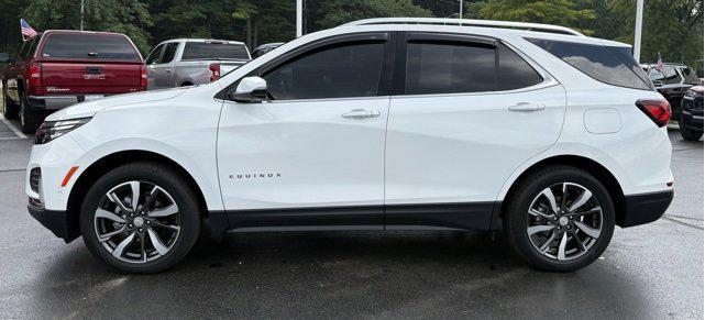 Photo of 2024 Summit White Chevrolet Equinox