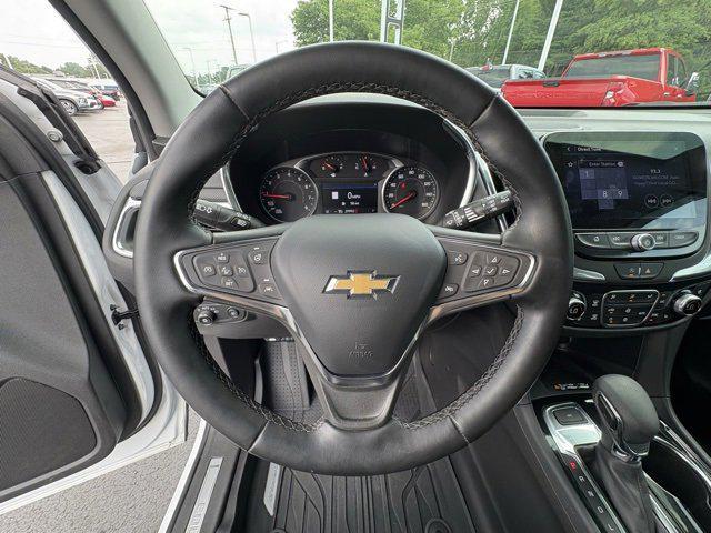 Photo of 2024 Summit White Chevrolet Equinox