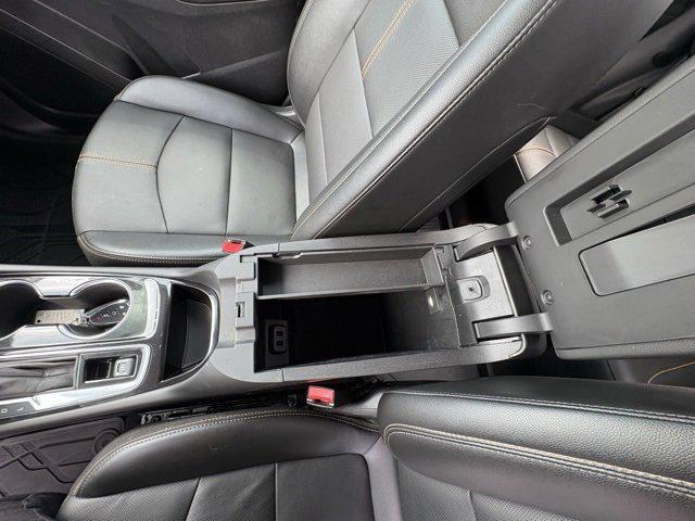 Photo of 2024 Summit White Chevrolet Equinox