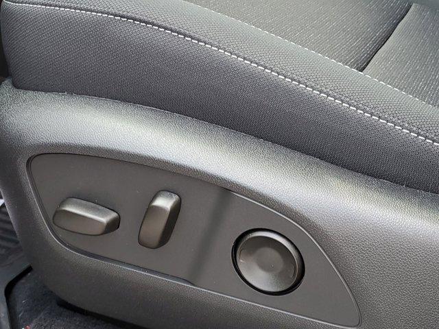 Photo of 2026 Mosaic Black Metallic Chevrolet Traverse