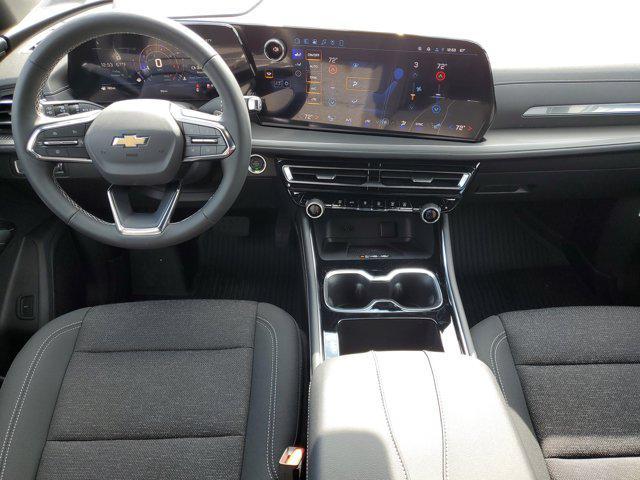 Photo of 2026 Mosaic Black Metallic Chevrolet Traverse