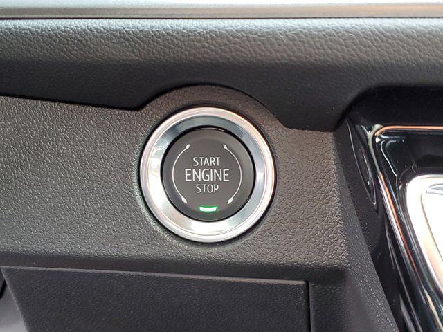 Photo of 2026 Mosaic Black Metallic Chevrolet Traverse