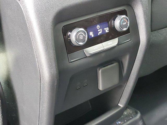 Photo of 2026 Mosaic Black Metallic Chevrolet Traverse