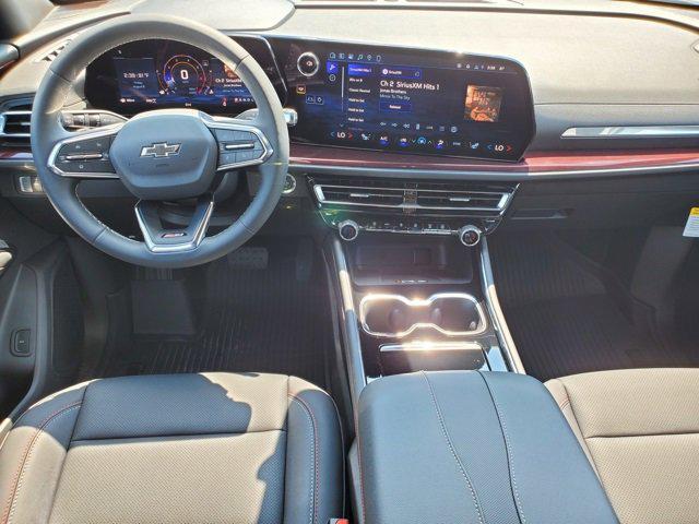 Photo of 2026 Mosaic Black Metallic Chevrolet Traverse