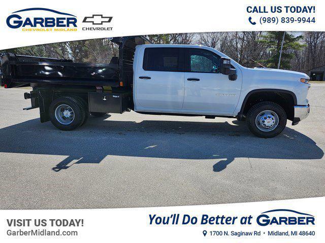 Photo of 2025 Summit White Chevrolet Silverado 3500
