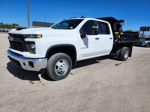 Photo of 2025 Summit White Chevrolet Silverado 3500