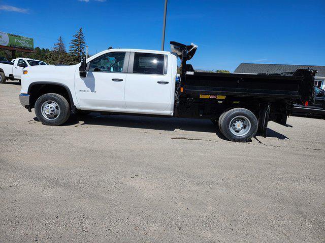 Photo of 2025 Summit White Chevrolet Silverado 3500