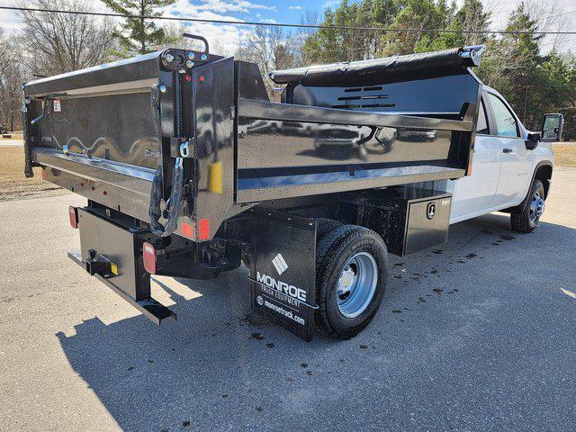Photo of 2025 Summit White Chevrolet Silverado 3500