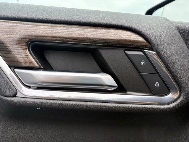 Photo of 2023 Black Chevrolet Silverado 1500