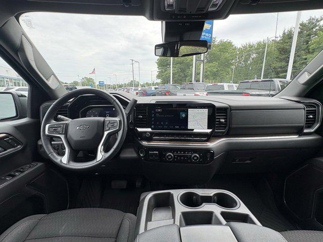 Photo of 2023 Black Chevrolet Silverado 1500